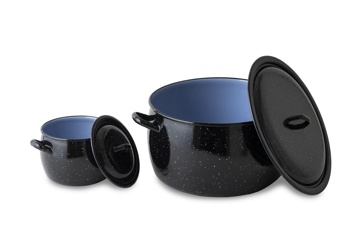 Domed enameled steel pots with lids